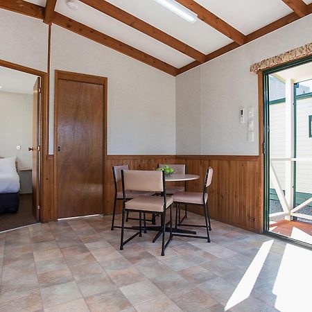 Hamilton Caravan Park Bagian luar foto