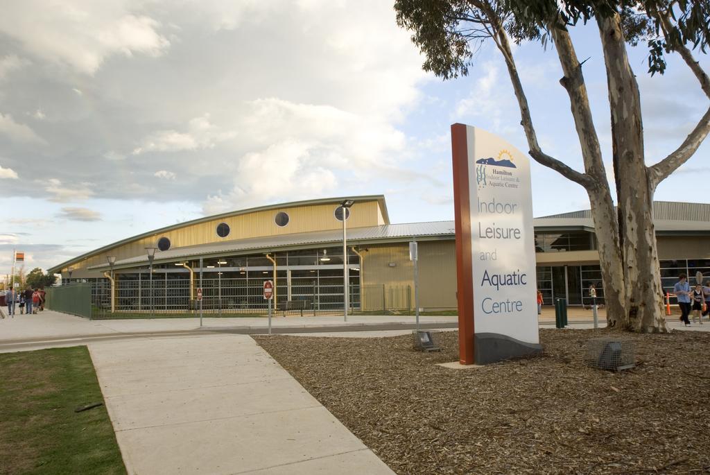 Hamilton Caravan Park Bagian luar foto