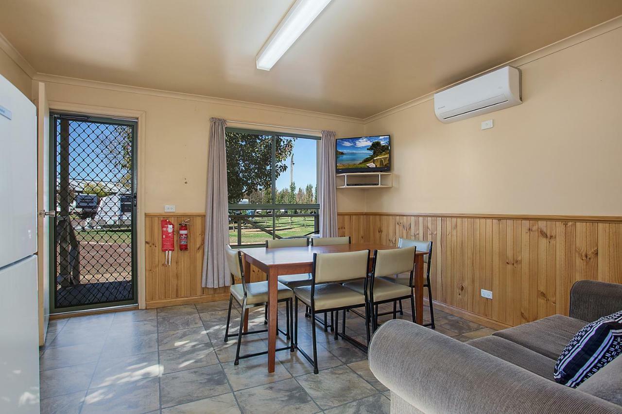 Hamilton Caravan Park Bagian luar foto